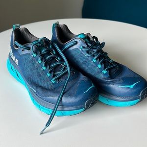 HokaOneOne challenger 8.5